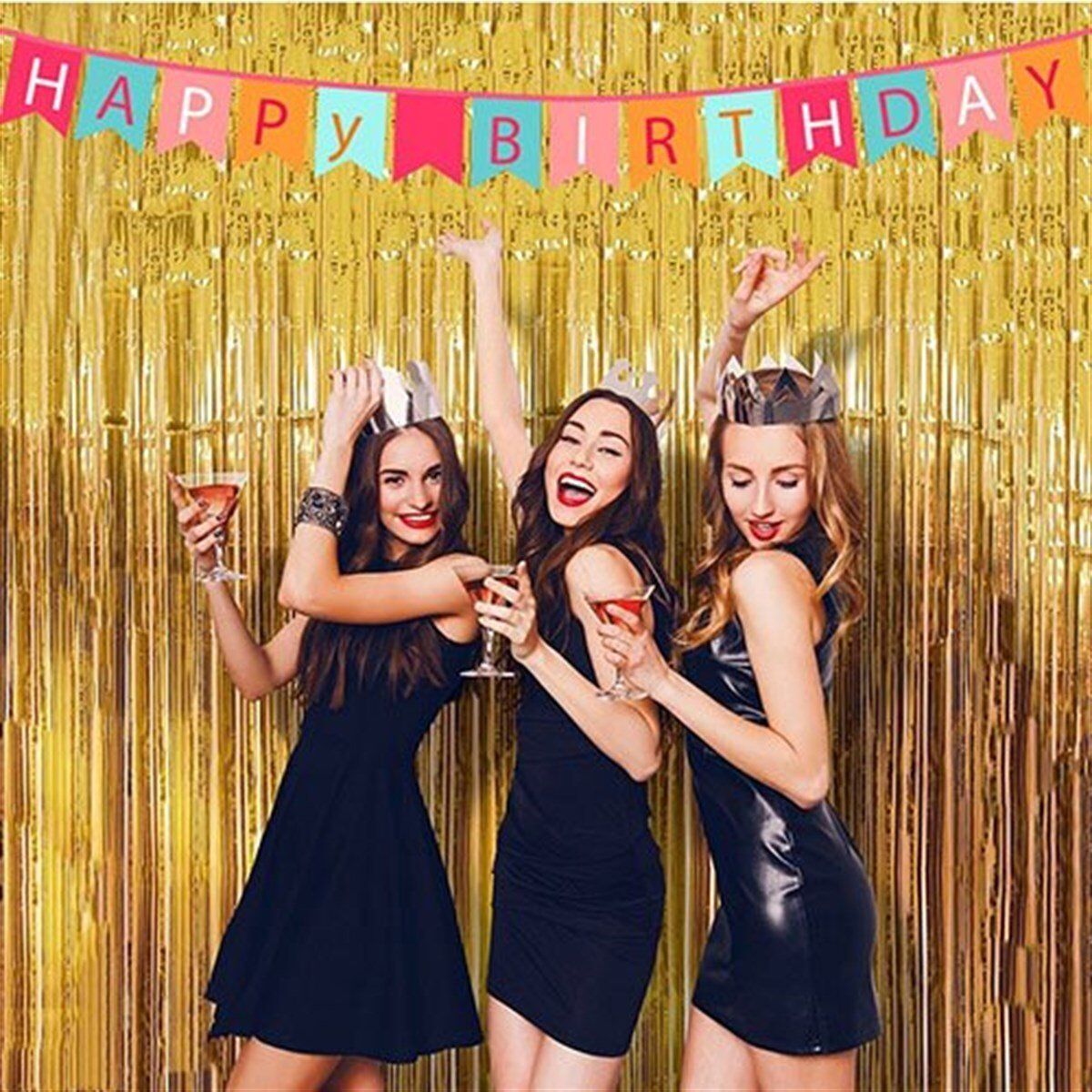 Gold Arka Fon Duvar Perdesi 270 cm